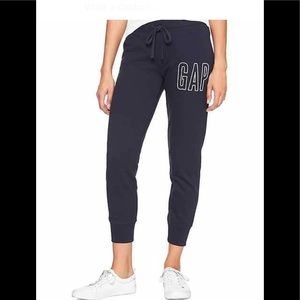 Gap Joggers